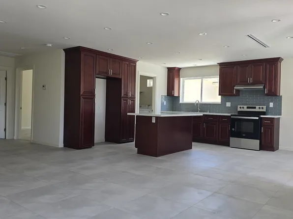 10931 Hayvenhurst Ave, Granada Hills, CA 91344