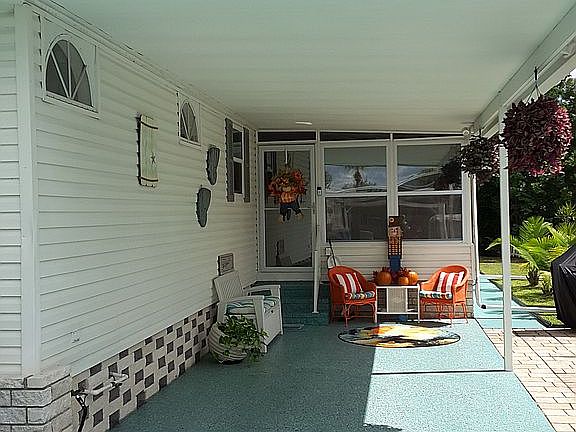 4th image of 1405 82nd Ave #149