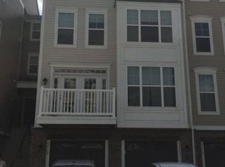 42169 Canary Grass Sq, Aldie, VA 20105