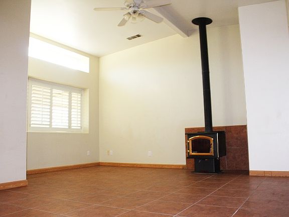 2nd image of 3763 Woodbine Way