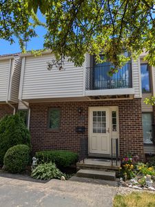 2141 Village West Dr S, Lapeer, MI, 48446