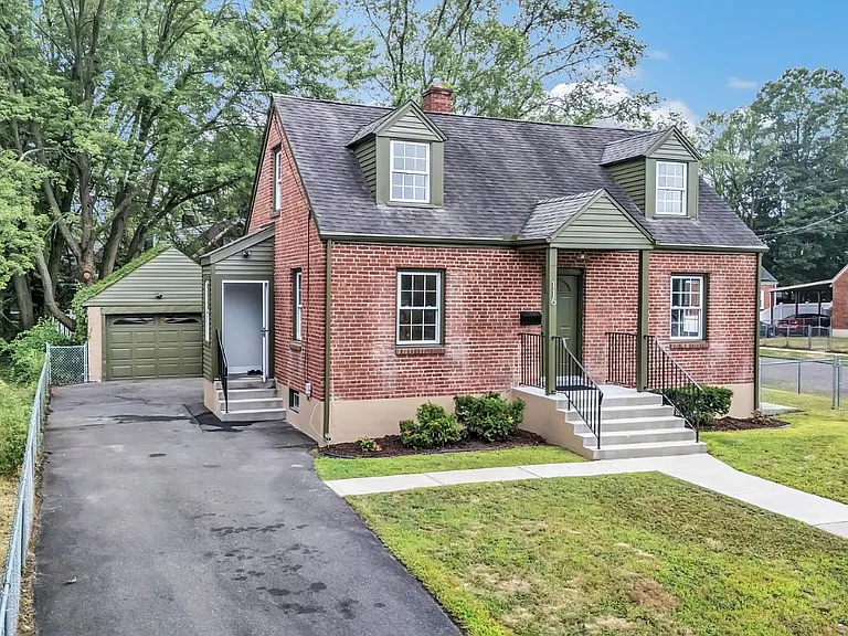 116 Morse St — Photo 5