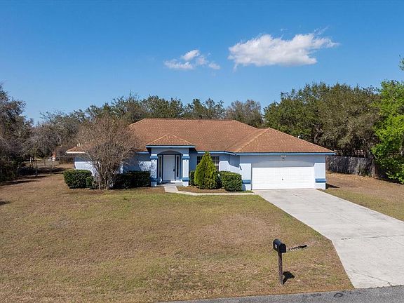 3rd image of 119 Spruce Rd