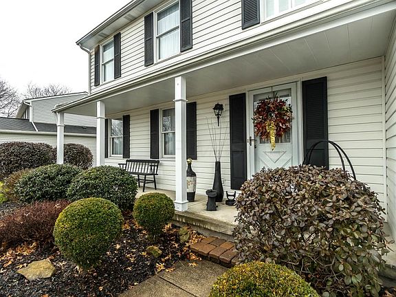 3rd image of 61 Whipple Pl