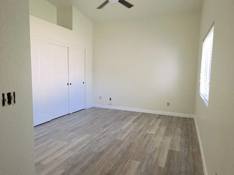 1387 Nicole Ave — Photo 21
