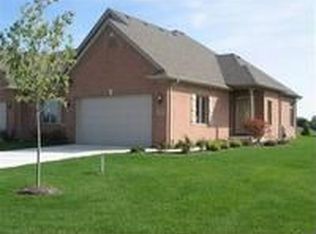 2287 E 101st Pl, Crown Point, IN 46307