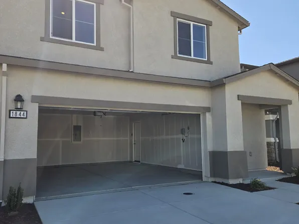 1844 Estero Dr, Los Banos, CA 93635