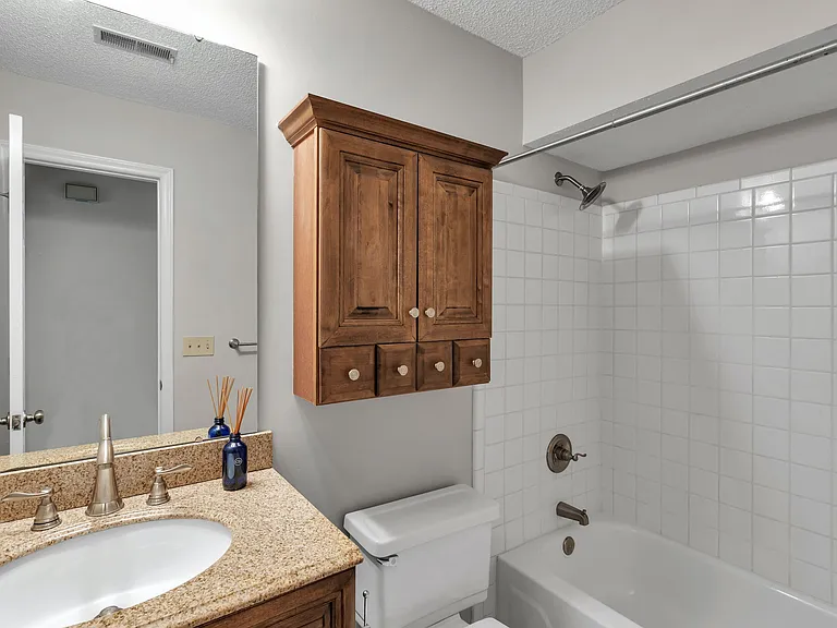 5009 Sharon Rd #C — Photo 15