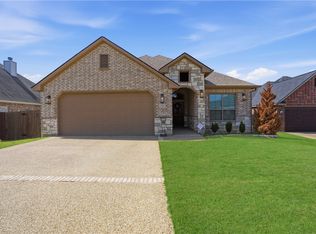 3516 Foxcroft Path, Bryan, TX 77808
