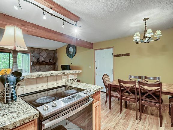 4th image of 1061 W Beaver Creek Blvd Unit I302