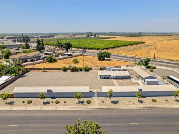 638 W Kern St, Dinuba, CA 93618