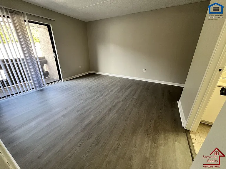 Ridge Terrace Apartments — Photo 15