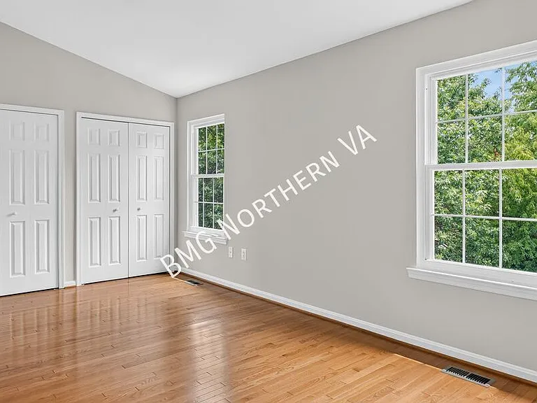 6001 Keble Dr — Photo 41