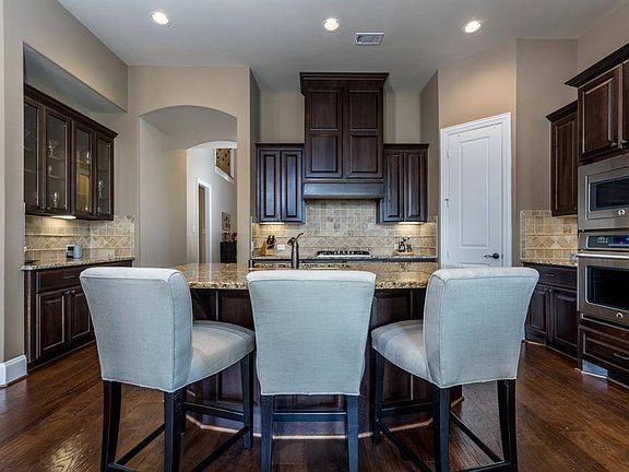 4th image of 17911 Pecan Bayou Ln