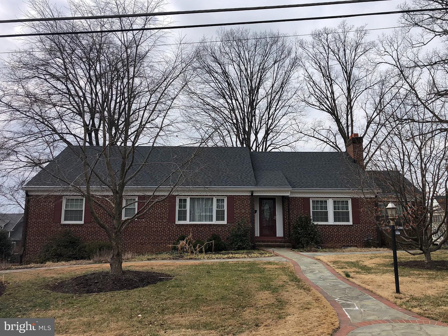 2336 Highland Ave Falls Church Va 246 Zillow