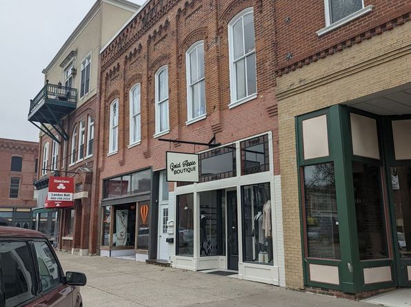 118-120 E Morrison St #1/2
