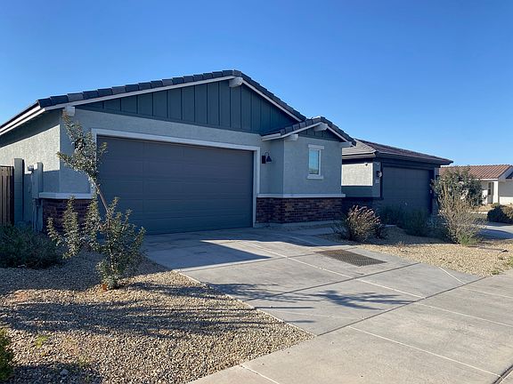 3rd image of 17383 W Via De Luna Dr