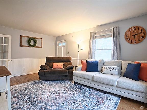 3rd image of 915 Nelbar St