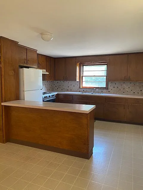 2 bed, 1.5 bath, 1200 sqft, $1,500 — Photo 1