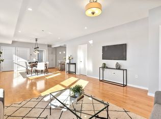 246 Boston St #9, Dorchester, MA 02125