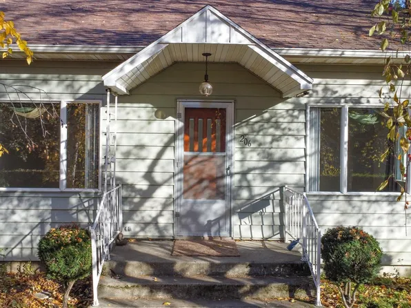 206 N Montgomery St, Uniontown, WA 99179