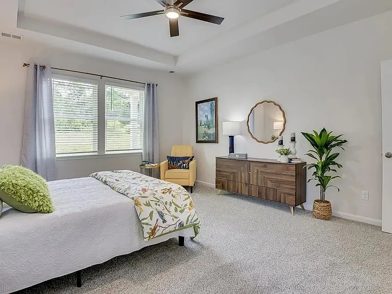 1021 Skidway Dr — Photo 40