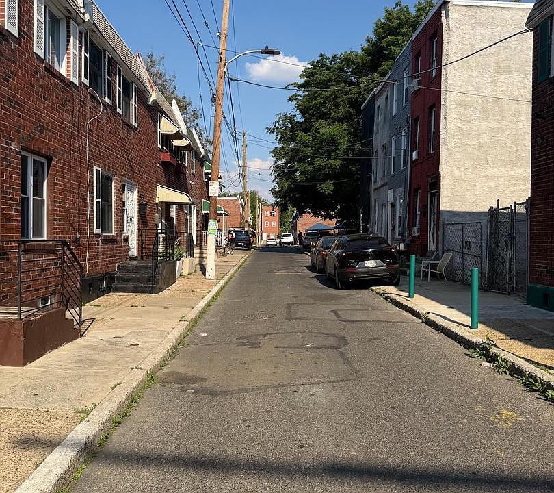 2nd image of 2956 Edgley St