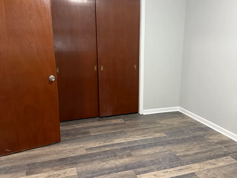 31 E Main St #4 — Photo 8