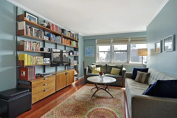 Sold by Corcoran | media 8