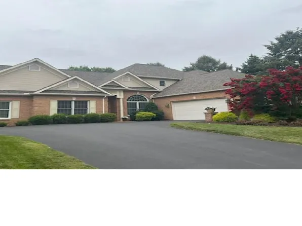 935 Grandon Way, Mechanicsburg, PA 17050