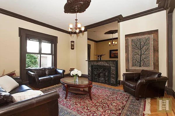 Sold by Halstead Property | media 3
