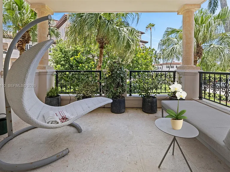 19122 Fisher Island Dr #19122 — Photo 28
