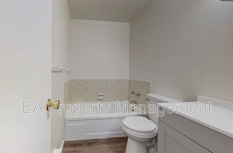 12912 Marva Pl SE — Photo 30