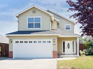 648 Spring Valley Dr, Medford, OR 97501