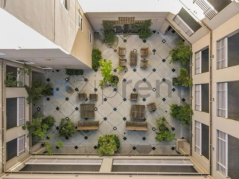 851 Van Ness Ave #306 — Photo 4