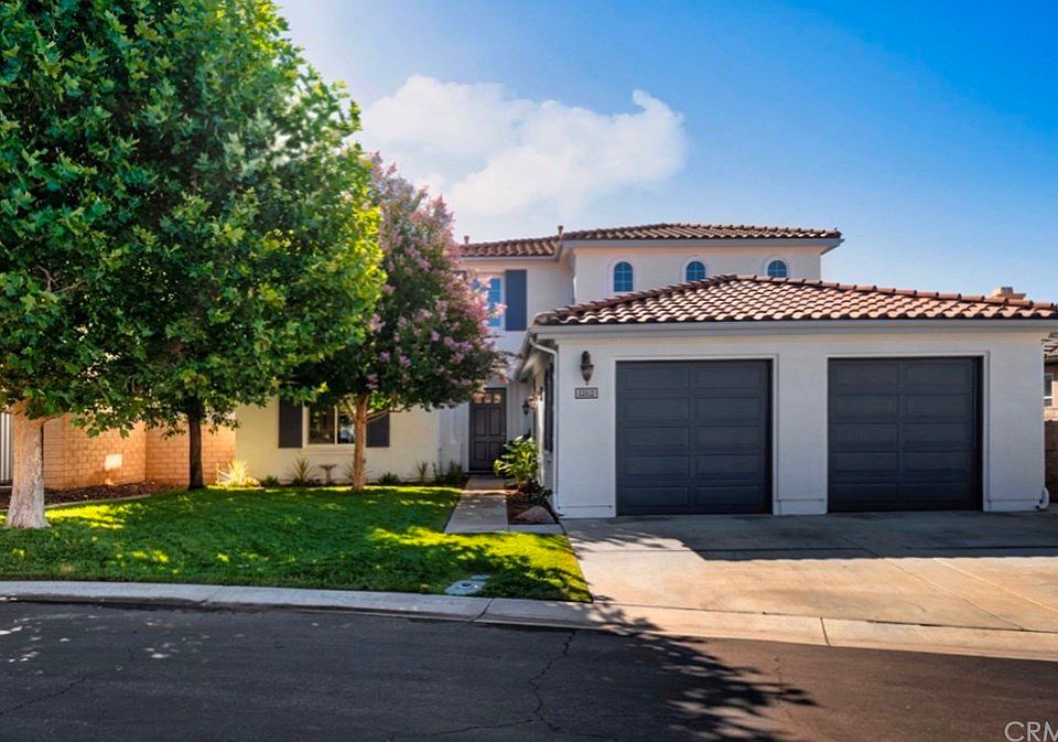 1st image of 22812 Banbury Ct