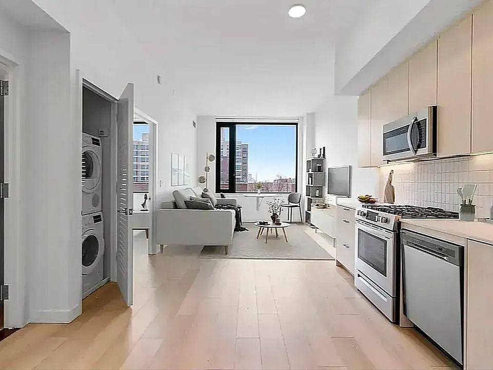 1st image of 15310 88th Ave #700