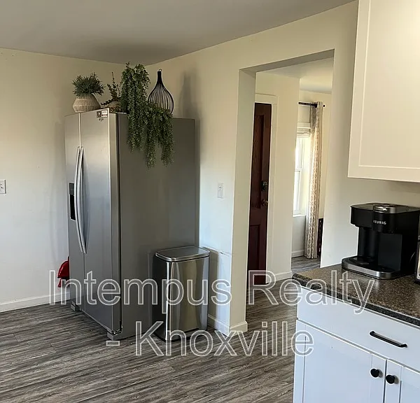 1104 E Hendron Chapel Rd — Photo 13