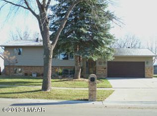 2808 Westgate Dr S, Fargo, ND 58103