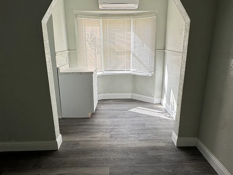 115 S Shasta St #2 — Photo 11