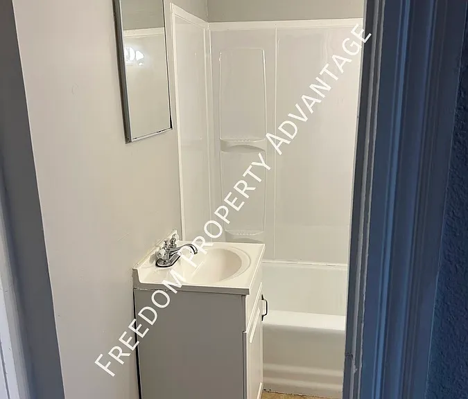 905 Cherokee St — Photo 26