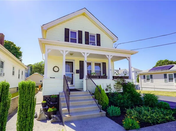 31 Fenmoor St, East Providence, RI 02914