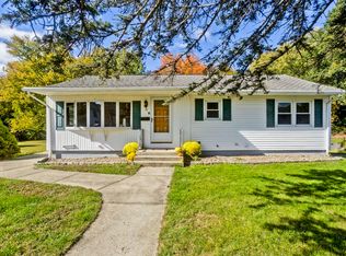 10 Taylor St, South Hadley, MA 01075