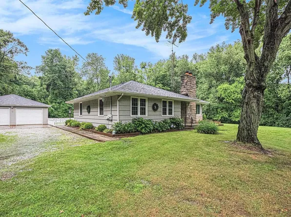 16901 Brick Rd, Granger, IN 46530