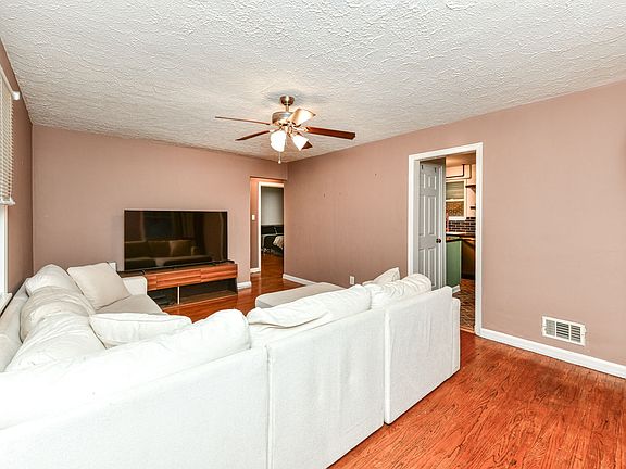 5th image of 311 S Webster Ave