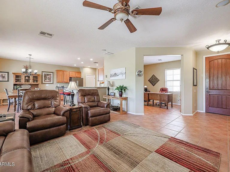 13755 W Nogales Dr — Photo 9