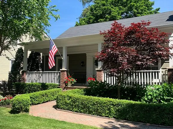 764 W Lincoln Ave, Birmingham, MI 48009
