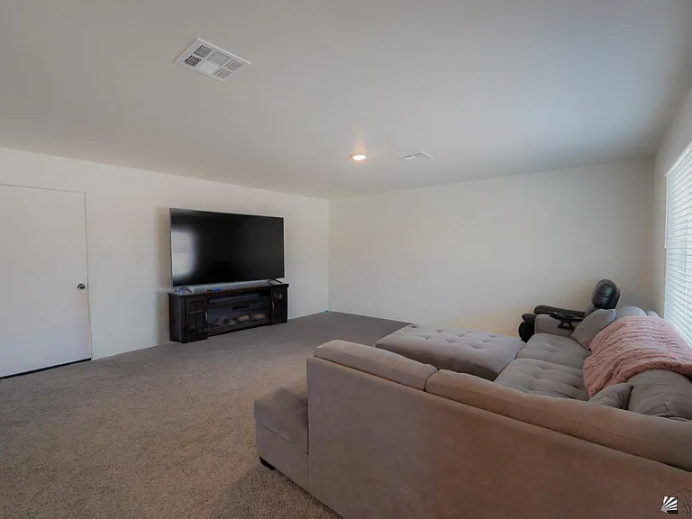 7316 E 45th Pl — Photo 21