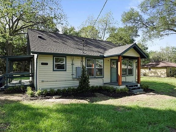 3rd image of 634 Texas St