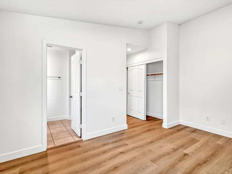 3037 Aloha Ave — Photo 13